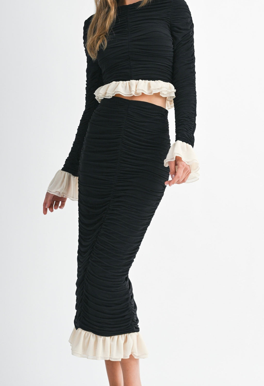Wild Noir Ruffle Set