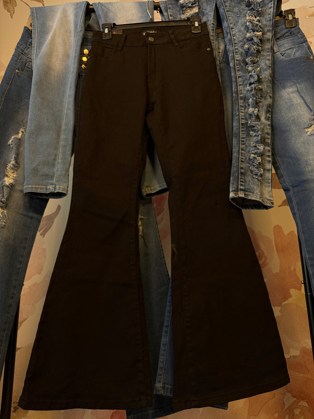 Black Bell Size 5 only